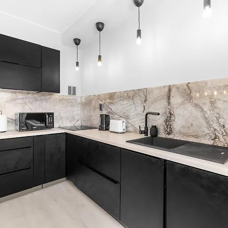 Spacious 3-bedroom With Park View In Petrzalka