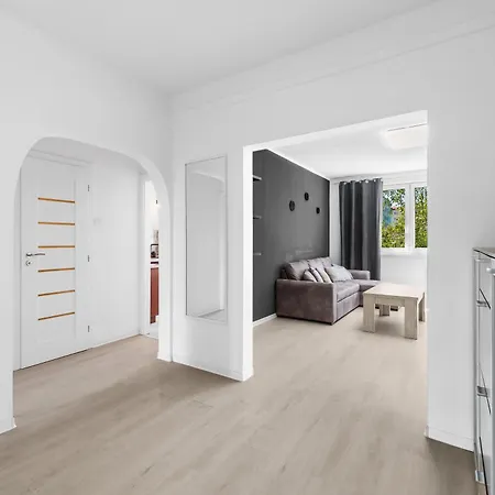 Spacious 3-bedroom With Park View In Petrzalka *
